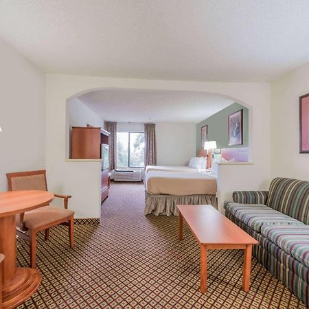 Super 8 By Wyndham Fort Worth Downtown South Exterior foto